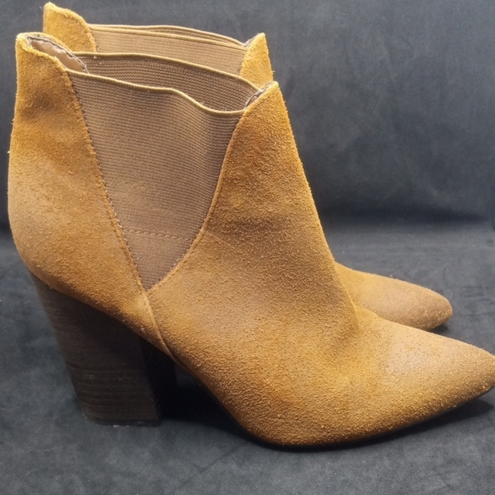 Crown Vintage Tan Ankle Booties Suede - Picture 2 of 10